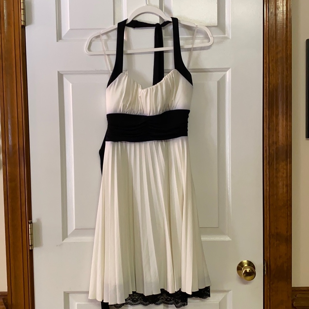 Speechless Halter Dress - Sz M